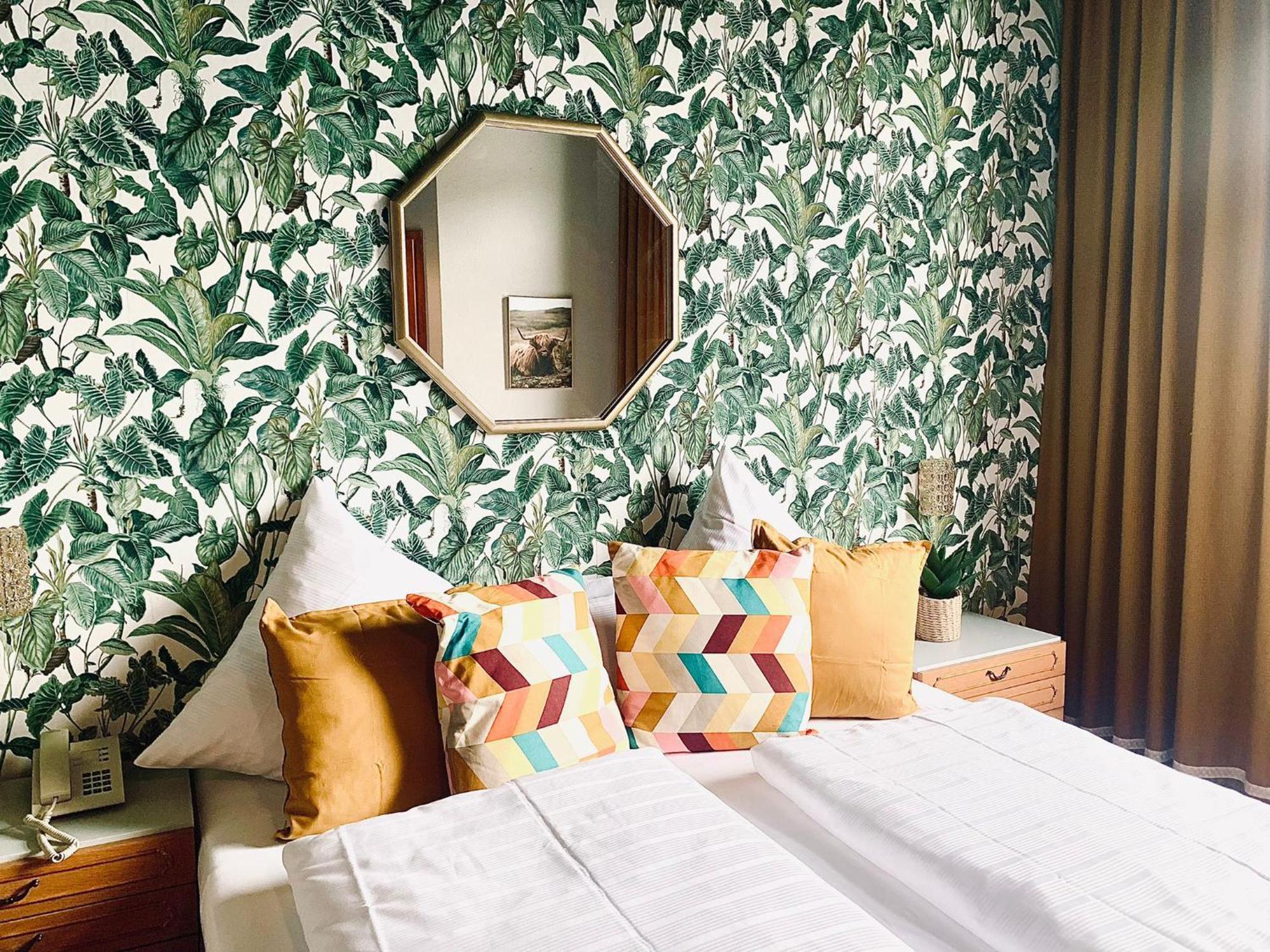 Vegan Hotel Und Restaurants Nicolay 1881 Цельтинген-Рахтиг Экстерьер фото
